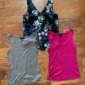 Banana Republic Sleeveless Tank Top Shirts
